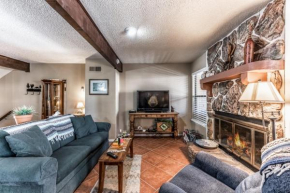 Pinon Park A10, 3 BRs, Deck, Hot Tub, WiFi, Sleeps 8